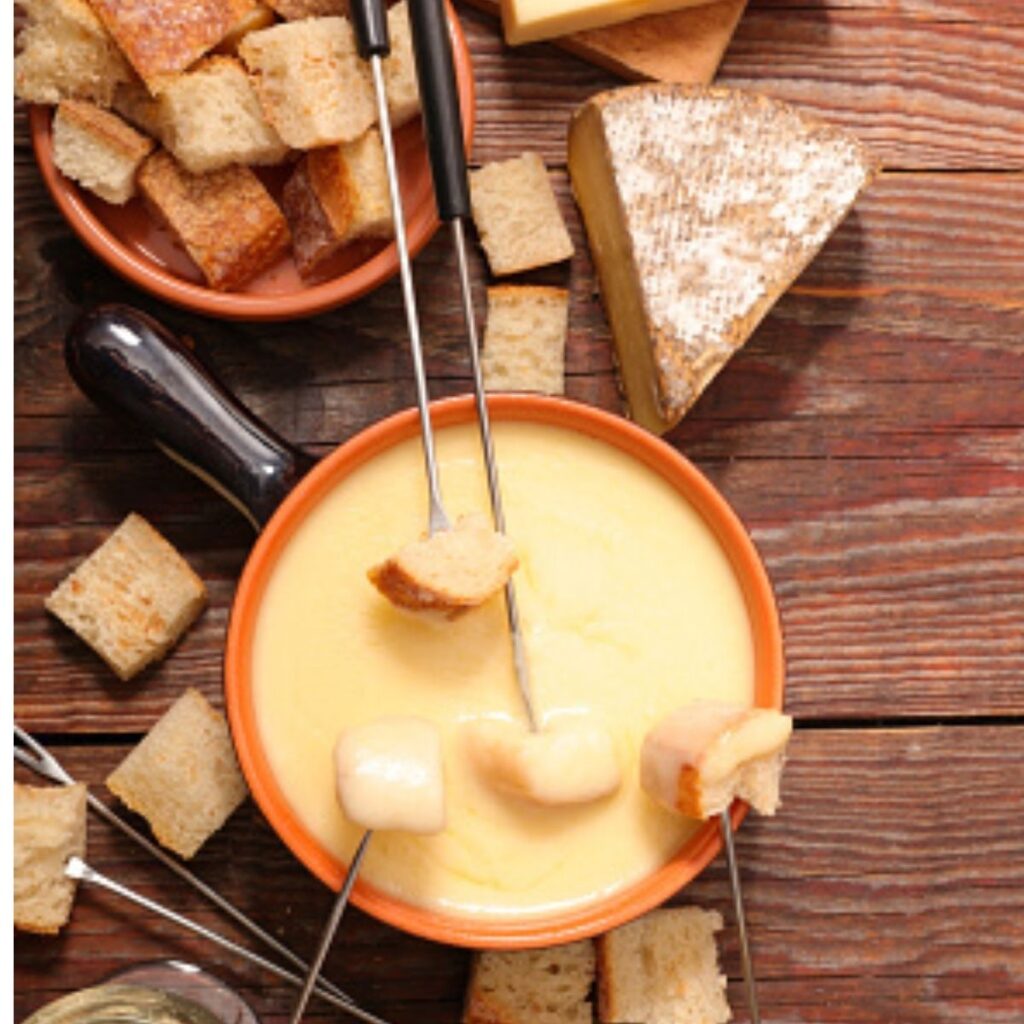 Warm cheesy chicken or crab dip